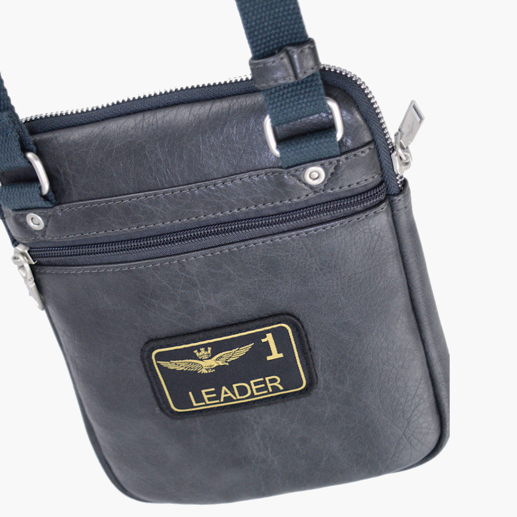 Pilot AM 470 kleine Umhängetasche