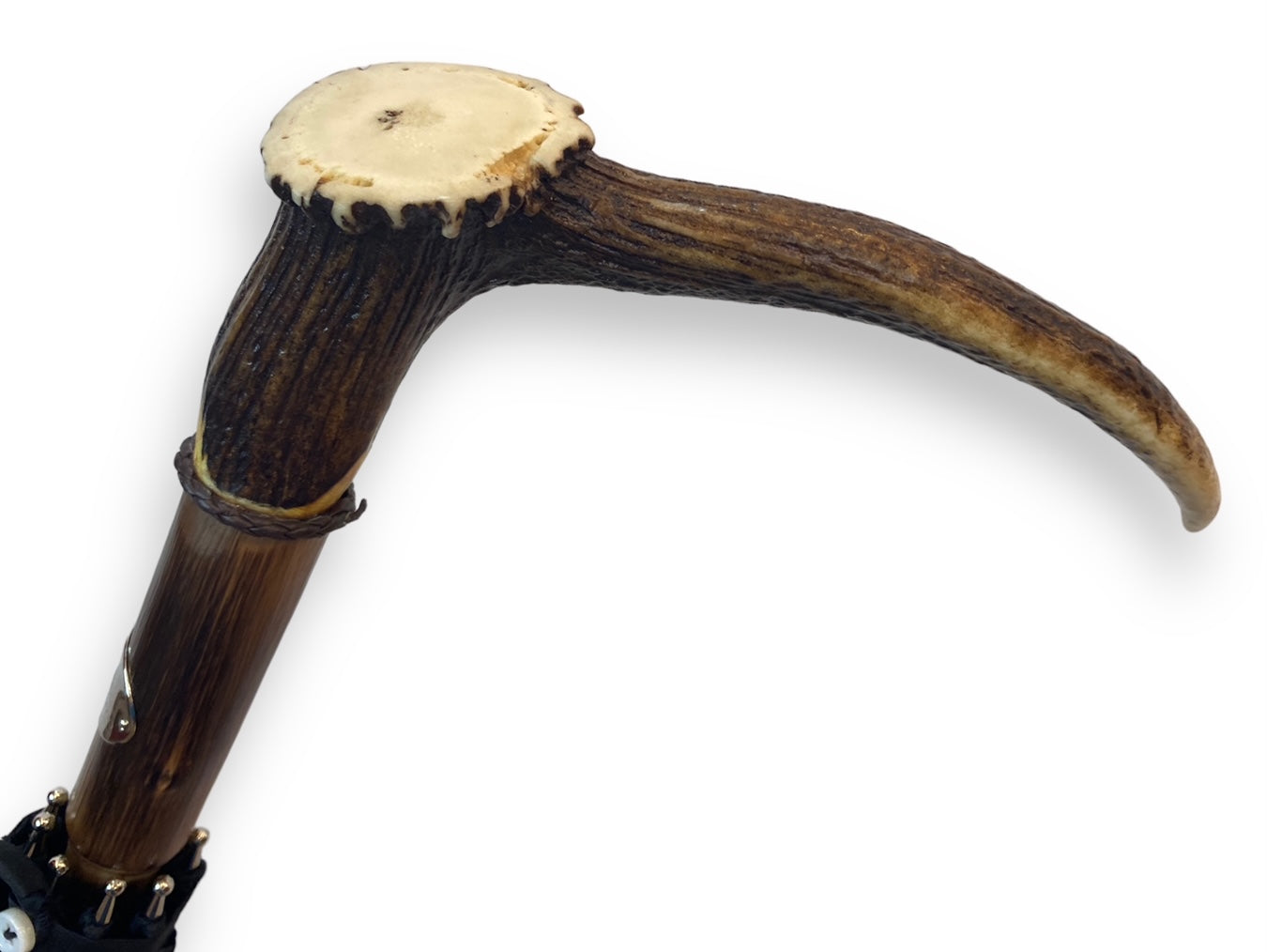 Regenschirm mit Hirschknopf und Kastanienholzstab, Handwerkskunst von Domizio Umbrellas seit 1989