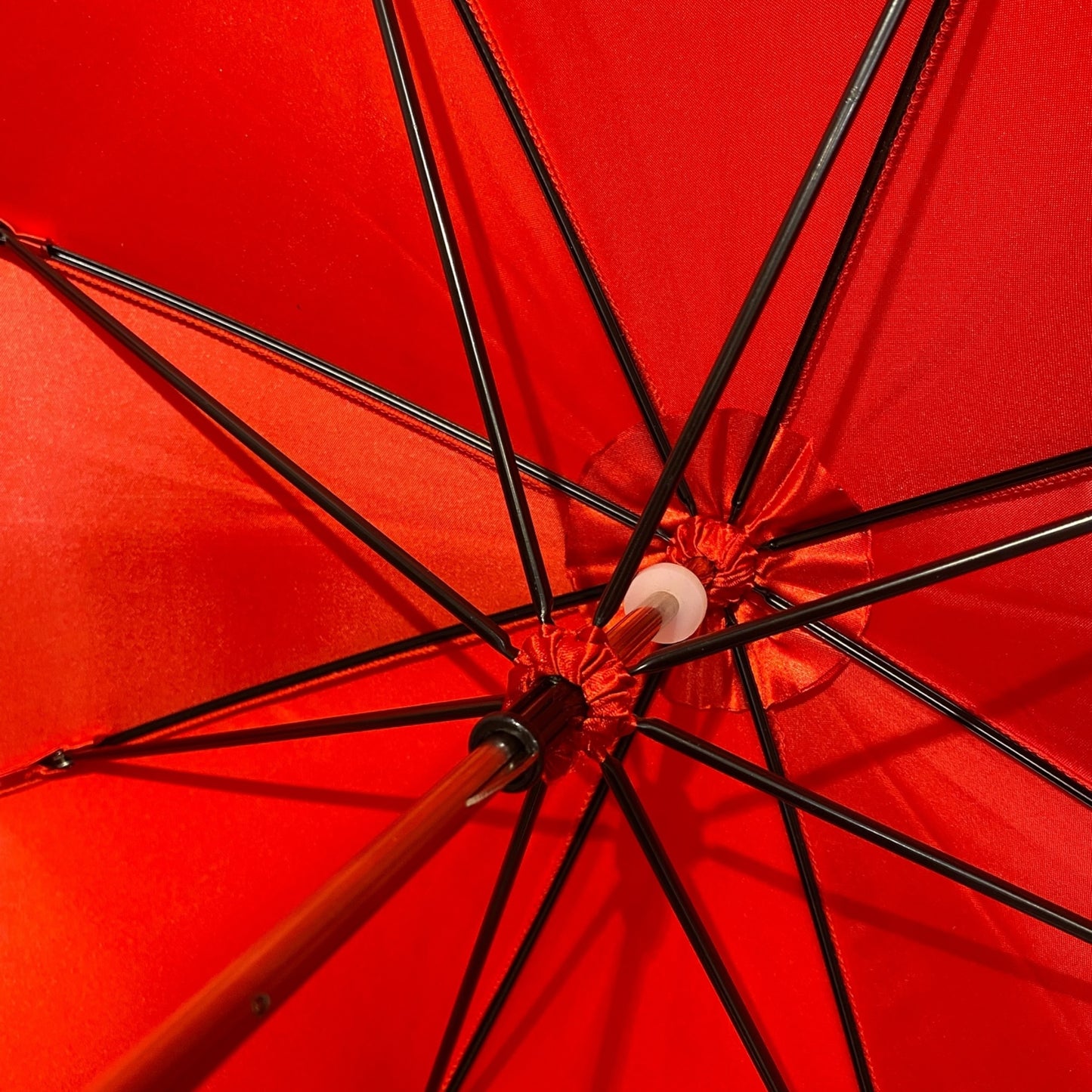 Ombrello classico stile 800 manico in Canna di Malacca lunga tessuto lucido lavorazione artigianale Ombrelli Domizio dal 1989 Made in Italy