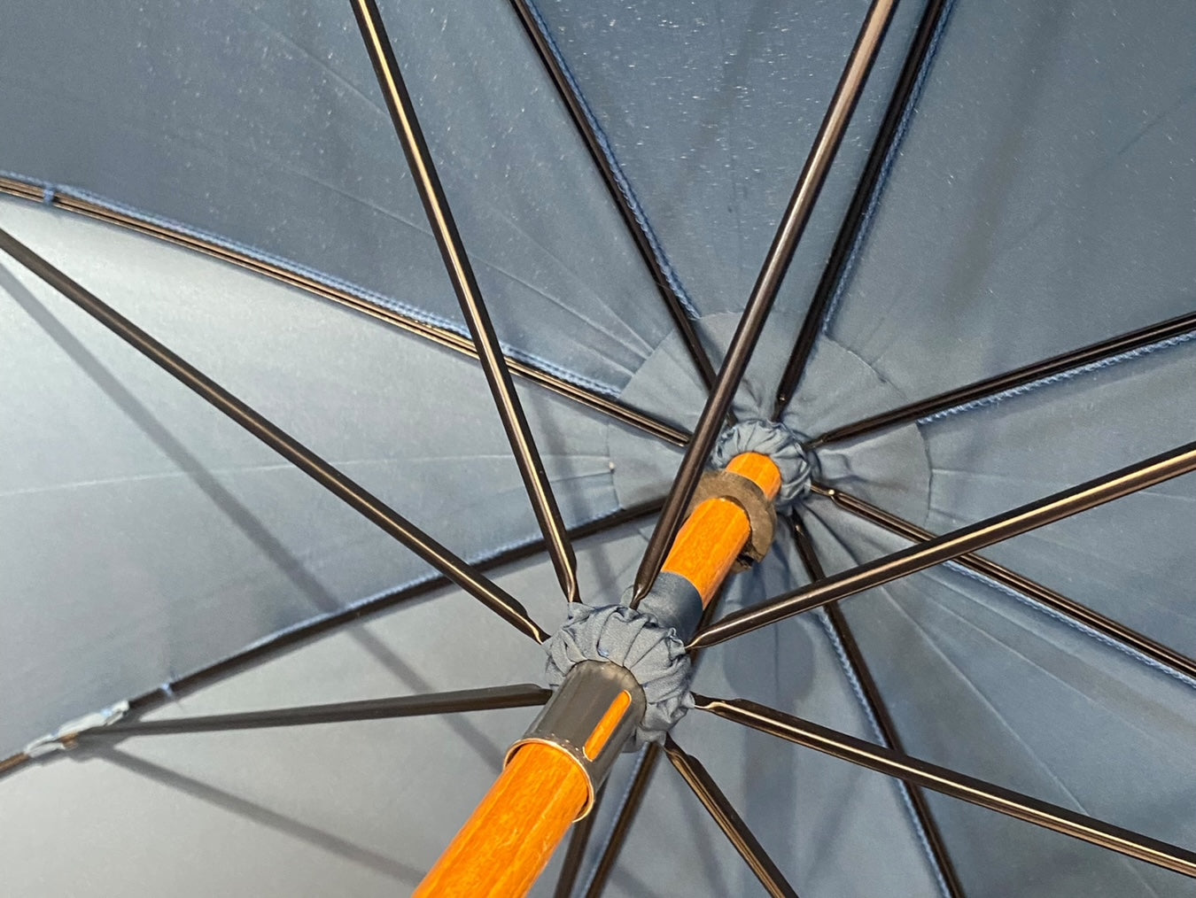 Ombrello Artigianale, manico in radice di Castagno  Ombrelli Domizio dal 1989 Made in Italy