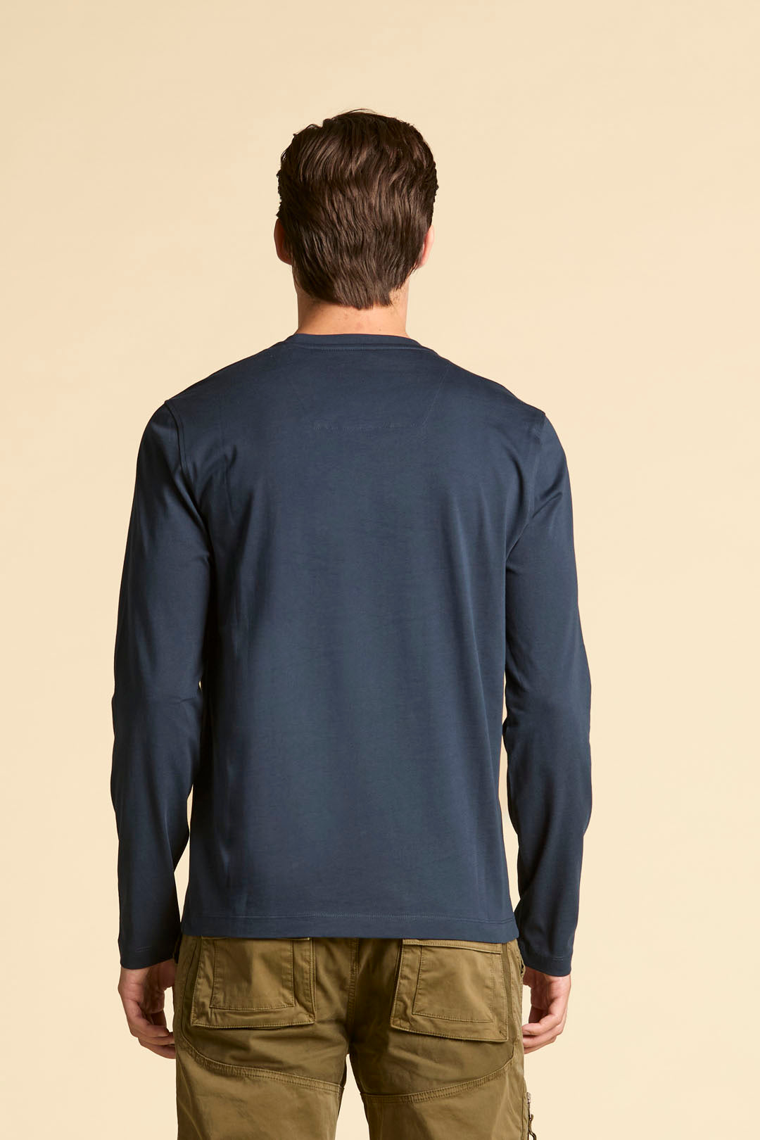 T-shirt girocollo basica a manica lunga