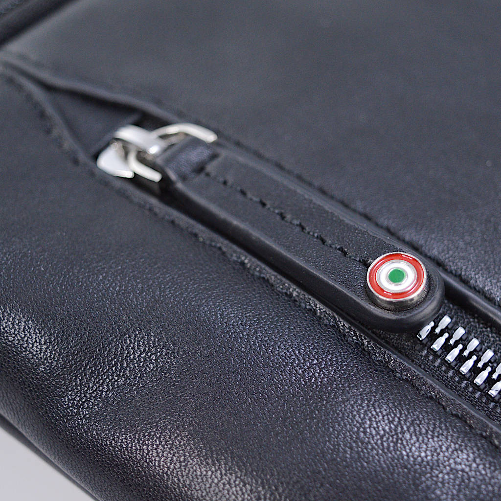 Small leather shoulder bag Thunder AM 460 line