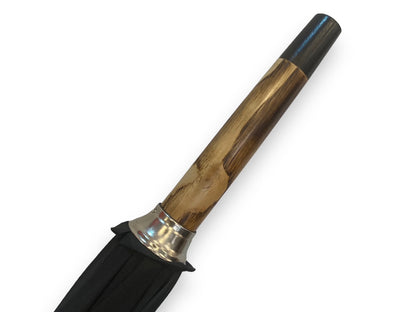 Ombrello con manopola in coda di corno bastone in legno Castagno lavorazione artigianale Ombrelli Domizio dal 1989 Made in Italy