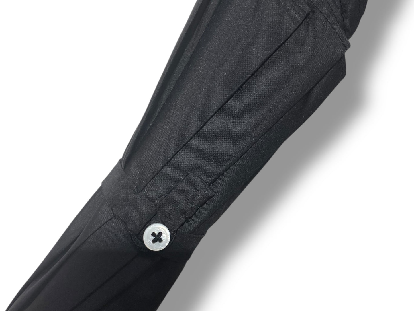 IL Gigante della Pioggia BIG manico in Castagno 10 stecche fibra di carbonio Lavorazione artigianale Ombrelli Domizio dal 1989 Made in Italy