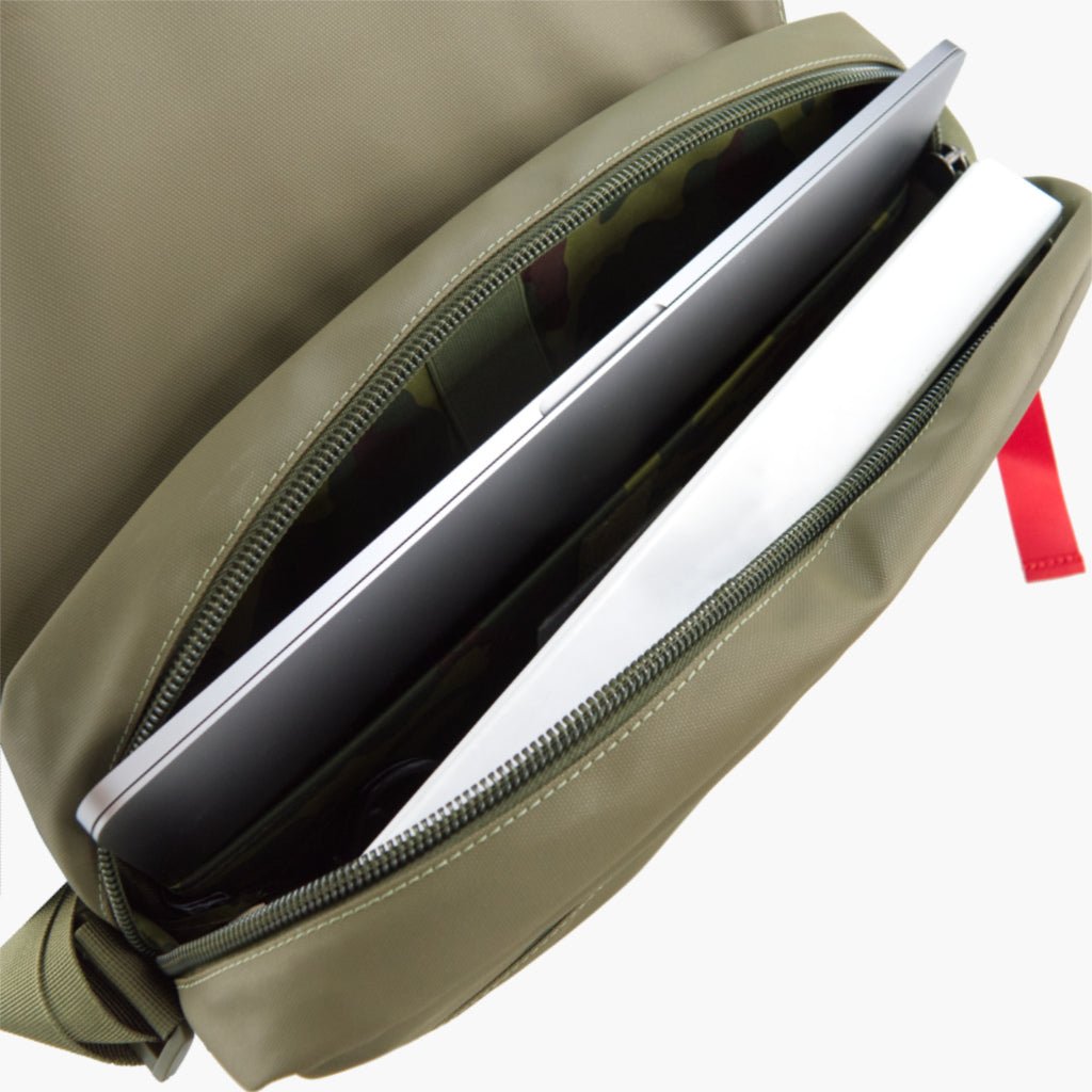 Messenger porta PC in tessuto tecnico AM 347 - Pelletteria Domizio