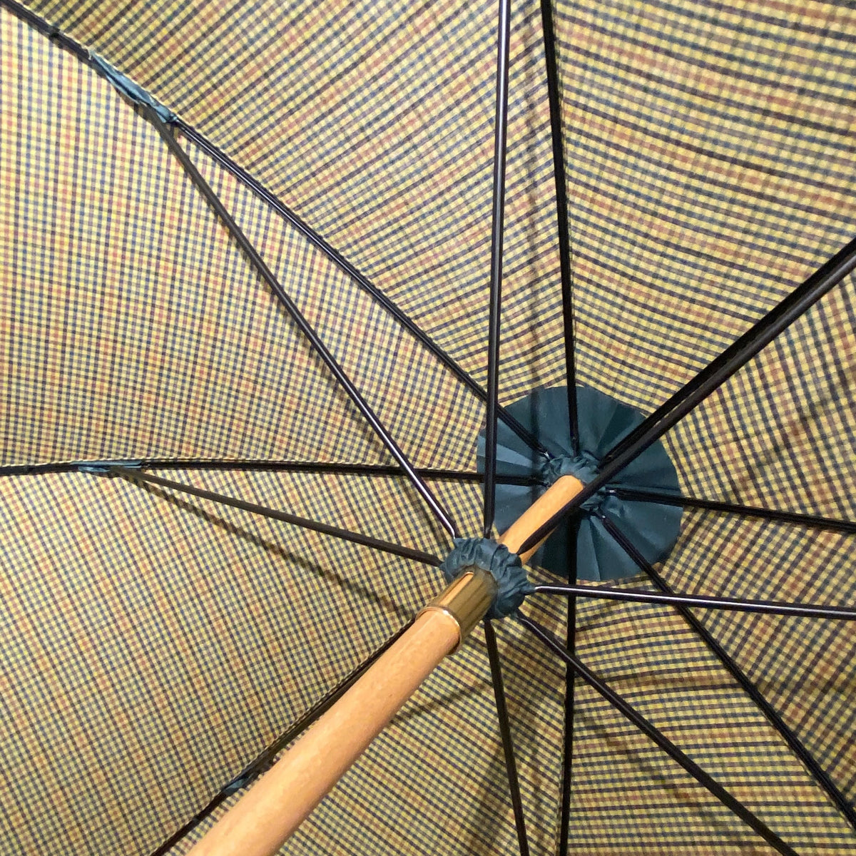 Ombrello classico unisex manico in Canna di Malacca tessuto cotone resinato lavorazione artigianale Ombrelli Domizio dal 1989 made in Italy - Pelletteria Domizio